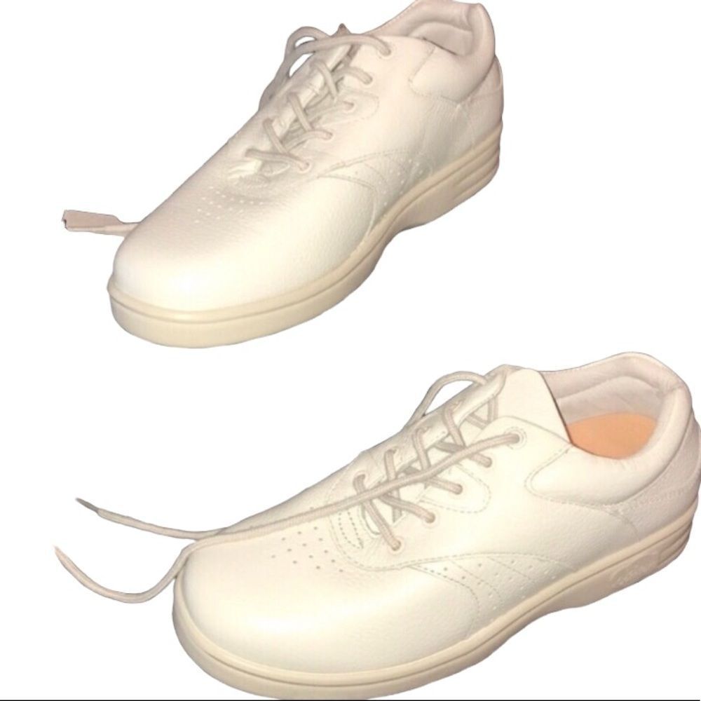 Dr. Comfort Diabetic “Lindsey” Shoes Size 9